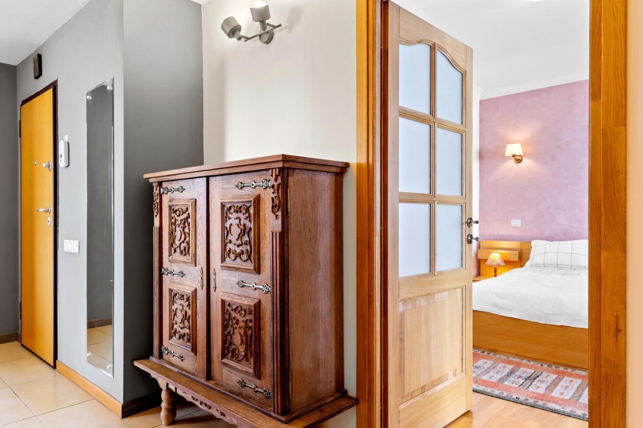 125 Sqm Family Friendly With Kids Room Bukarest Exteriör bild