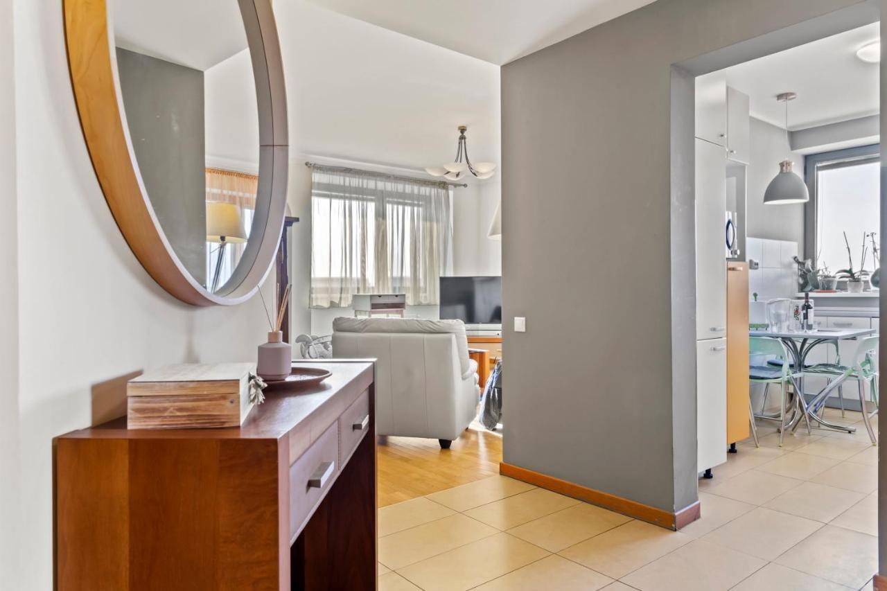 125 Sqm Family Friendly With Kids Room Bukarest Exteriör bild