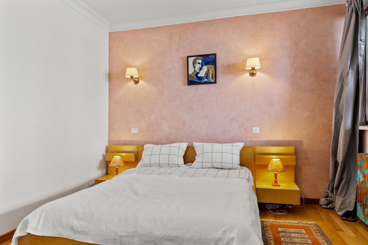 125 Sqm Family Friendly With Kids Room Bukarest Exteriör bild
