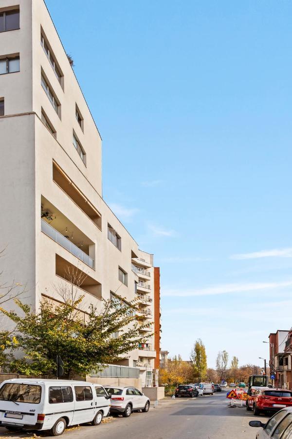 125 Sqm Family Friendly With Kids Room Bukarest Exteriör bild