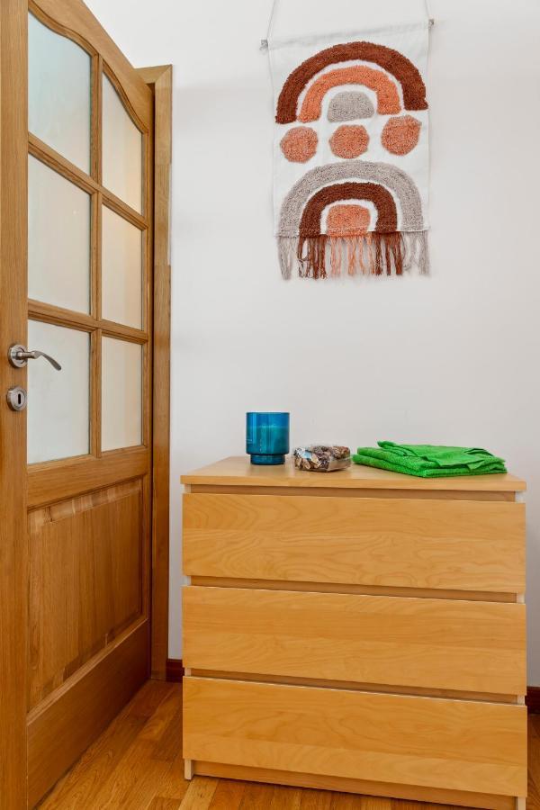 125 Sqm Family Friendly With Kids Room Bukarest Exteriör bild