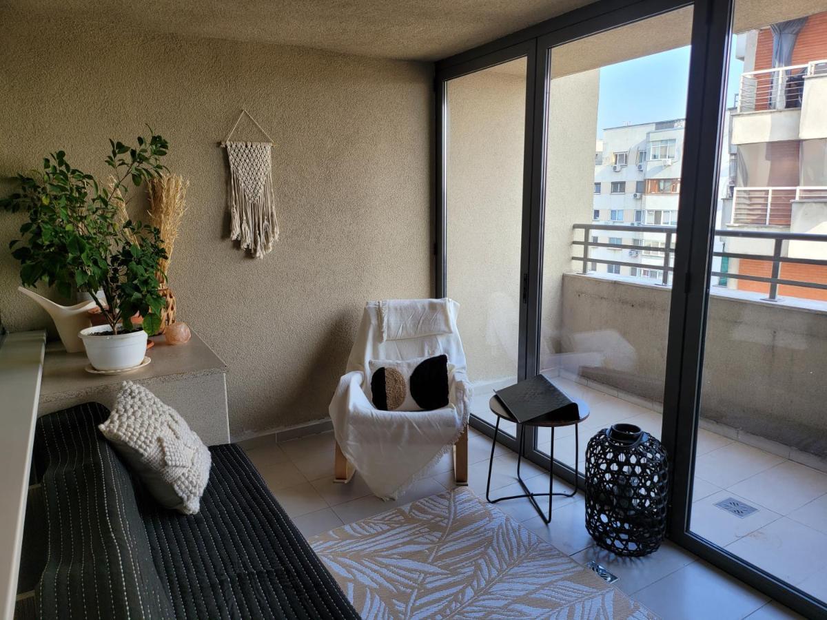 125 Sqm Family Friendly With Kids Room Bukarest Exteriör bild